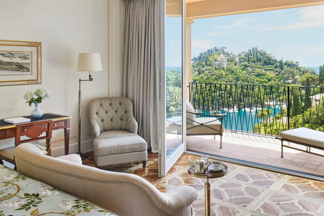 HANDPICKED HOTEL OF THE MONTH - SPLENDIDO, A BELMOND HOTEL - Interior Suite & Balcony View | Bespoke Travel boutique