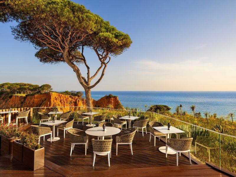 Pine Cliffs - Mirador Restaurant Views